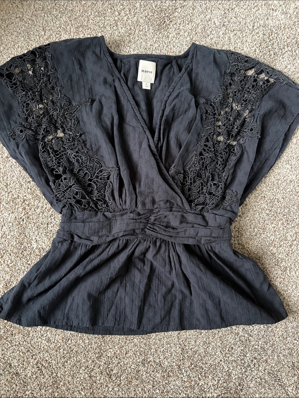 Maeve Women’s Black cotton Crochet-Trim Wrap-Style Blouse size small